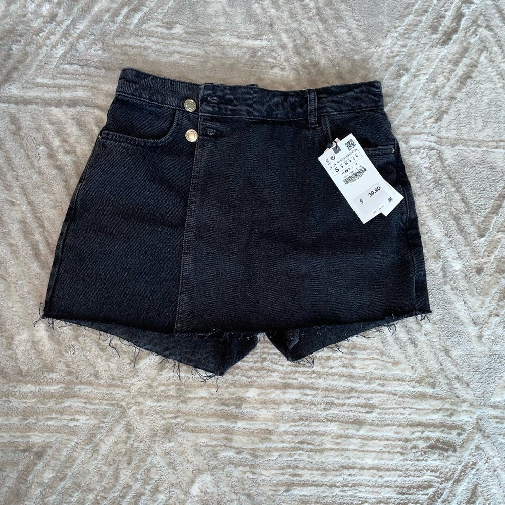 NWT Zara Black Skort - Size S